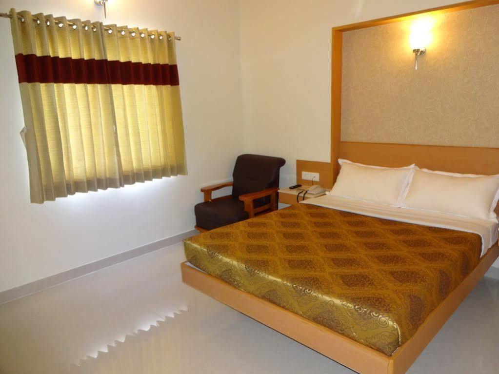 Hotel Le Grand Coimbatore Eksteriør bilde