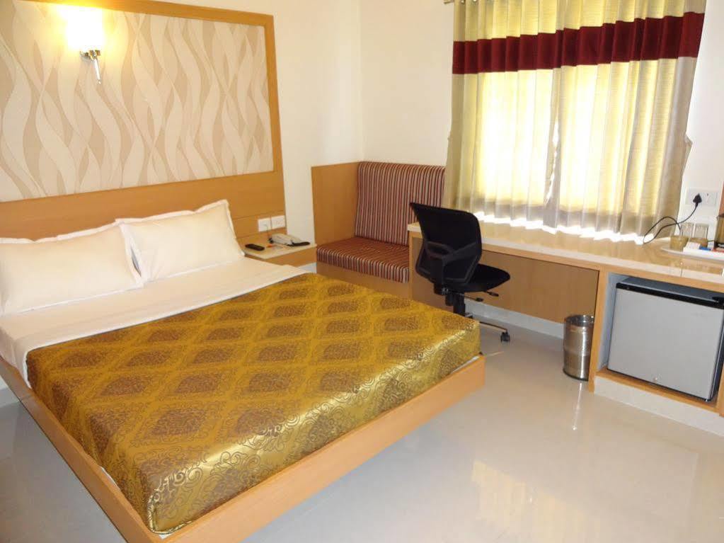 Hotel Le Grand Coimbatore Eksteriør bilde