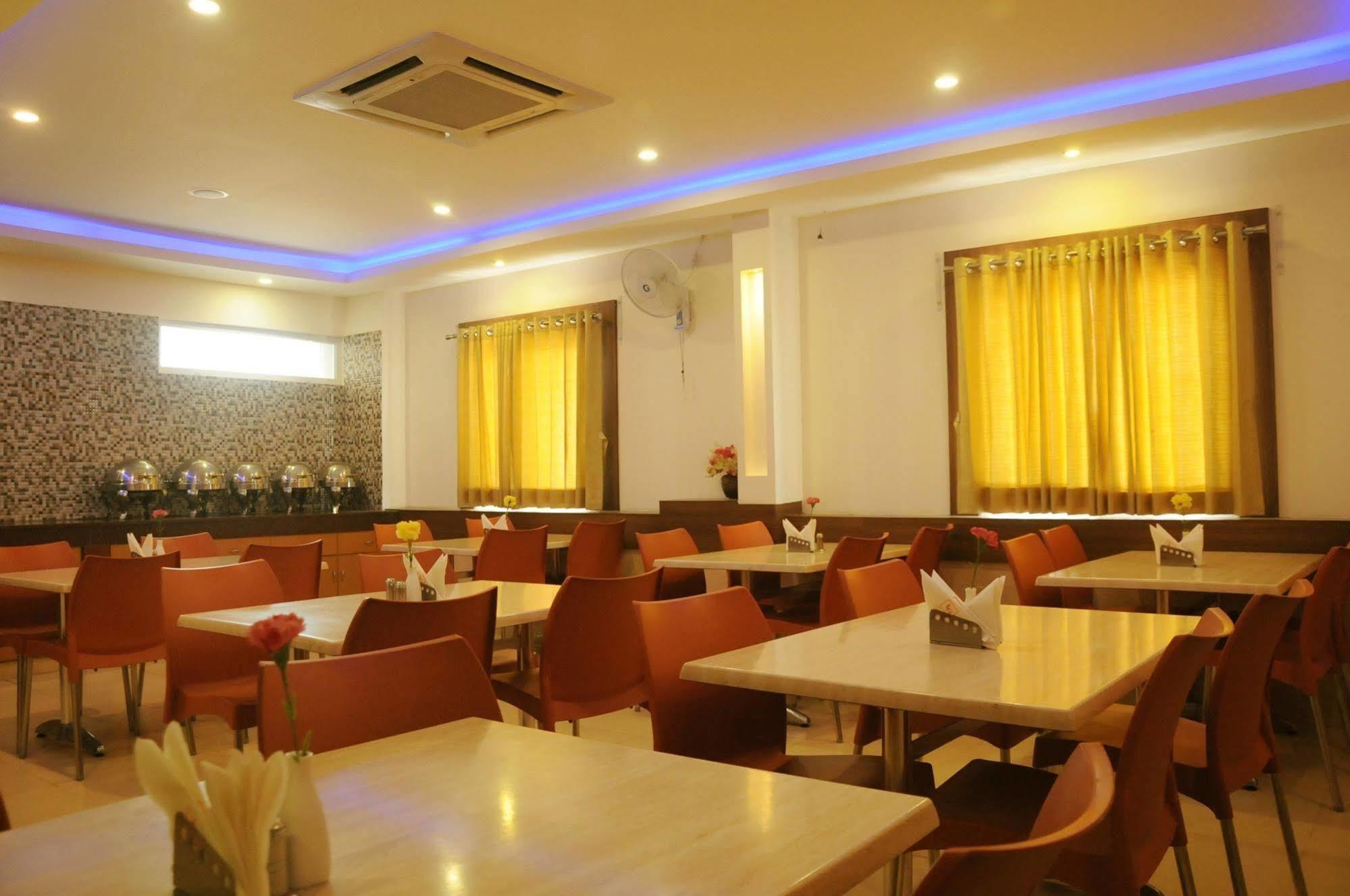 Hotel Le Grand Coimbatore Eksteriør bilde